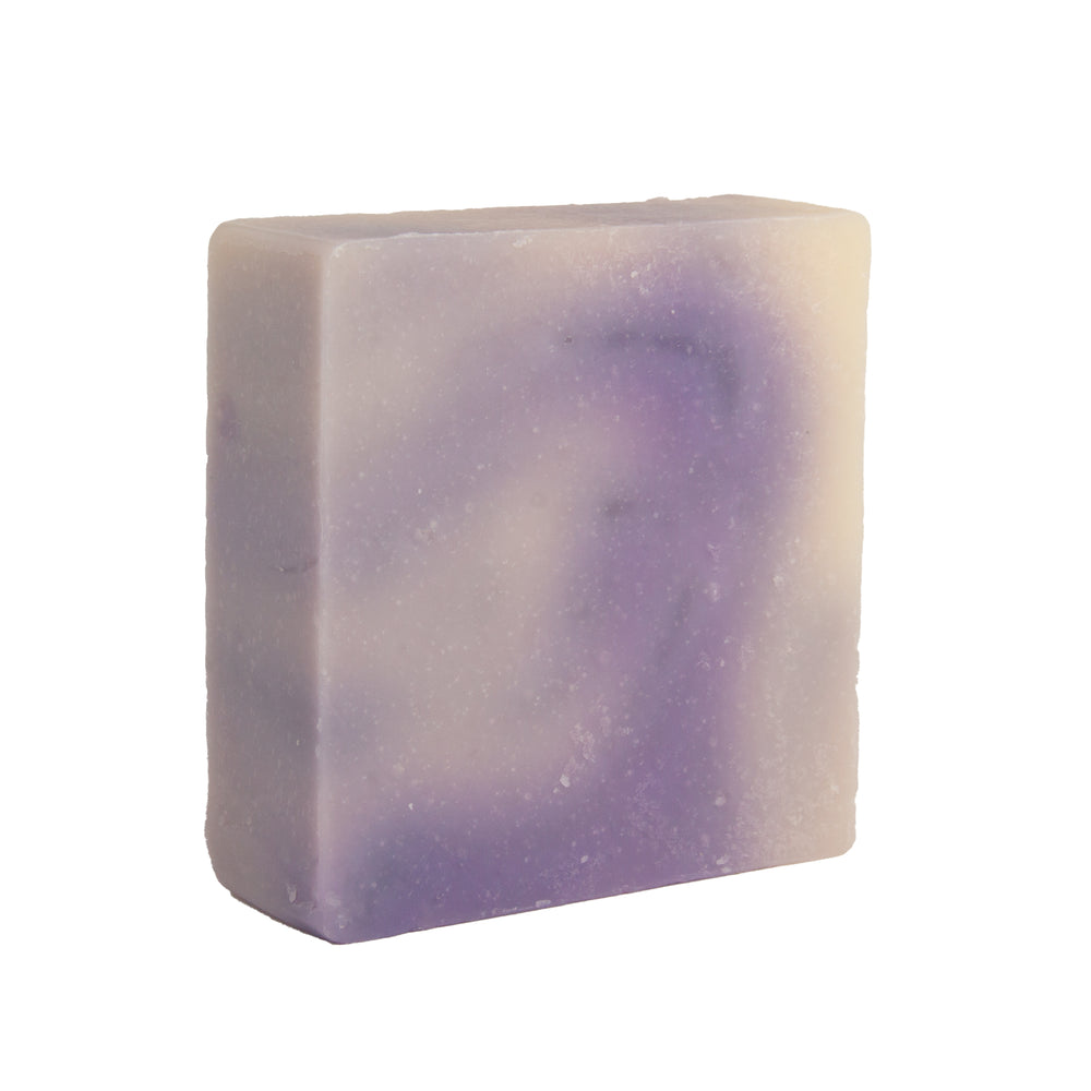 Majestic Lather Lavender Lemongrass Handmade Bar Soap Close Up